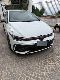 Golf GTI da 265cv