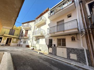 3 LOCALI A ALTAVILLA MILICIA