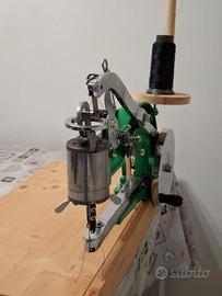 Macchina da cucire cuoio e pellami