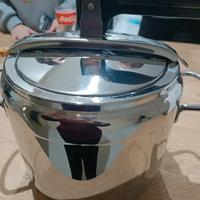 Pentola a pressione Aeternum realizzata in acciaio