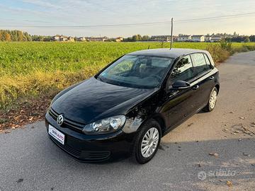 Volkswagen Golf benzina leggermente grandinata