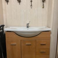 Lavabo e mobile per bagno + mobiletto da appendere