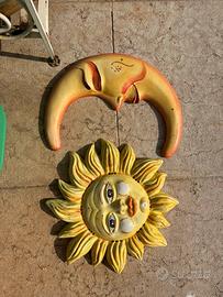 Decorazione sole e luna in ceramica
