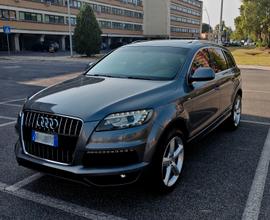 AUDI Q7 3.0 Limited S-Line Quattro Limited - 2010