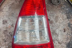 FARO POSTERIORE SINISTRO CITROEN C3 ANNO:2007