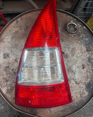 FARO POSTERIORE SINISTRO CITROEN C3 ANNO:2007