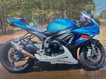 suzuki gsxr 600. 