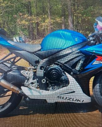 suzuki gsxr 600. 