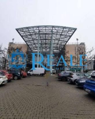 Immobile di 250 m² con più di 5 locali a Buccinasc