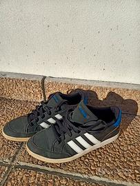 Scarpe Adidas taglia 39