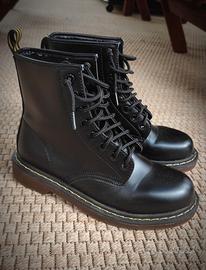 Stivali donna mod. Dr.Martens N.37