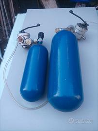 Bombola di ossigeno con riduttore per acquario.