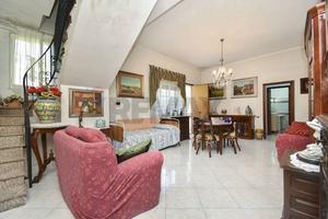 Casa Semindipendente - Gravina di Catania