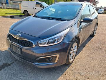KIA CEE'D ANNO 2016 RICAMBI USATI