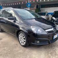 Opel Zafira 1.8 16V VVT Club