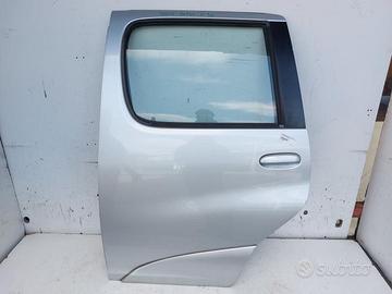 6700452030 PORTA POSTERIORE SX TOYOTA YARIS VERSO 