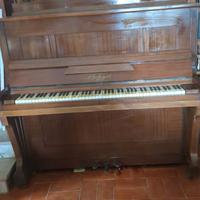 Pianoforte a muro