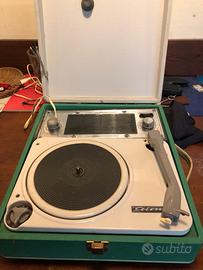 Giradischi vintage marca Geloso G-294-V