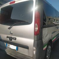 Renault Trafic/Nissan 9 posti