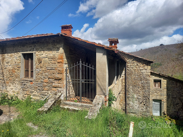 Casale Cetica da ristrutturare