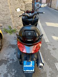 Yamaha X-Max 250 - 2012