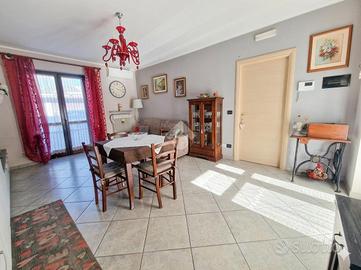 2 LOCALI A GASSINO TORINESE