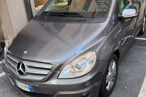 MERCEDES CLASSE B EXECUTIVE  B180 Diesel Euto 5