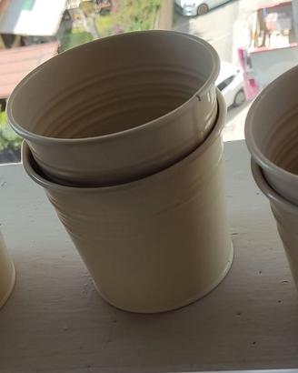 Vasi color beige da interno e all'aperto Ikea