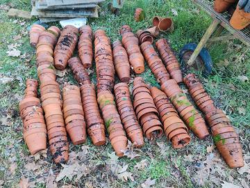 Vasi varie dimensioni per giardino e vivai