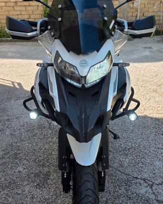 Benelli Trk 502X