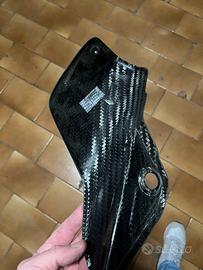 Cover carbonio terminale akrapovic yamaha r1