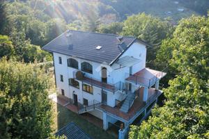 CASA INDIPENDENTE A VAL DI CHY