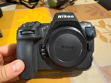 Nikon z8 - pari al nuovo