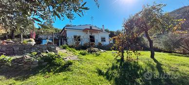 Villetta indipendente Mq 100 oltre vigneto