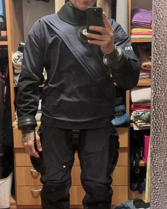 Muta stagna trilaminato