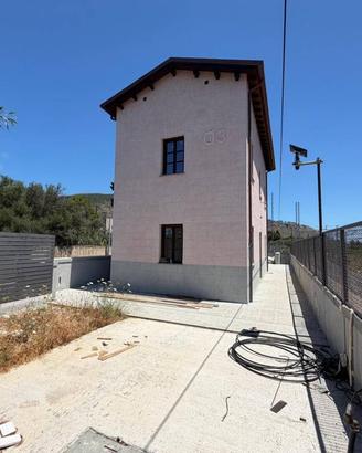 Villa di 120 m² con 5 locali a Santa Flavia