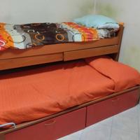 Letto singolo con letto estraibile