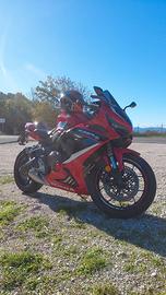 Honda CBR 650 R