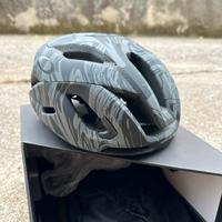 Casco bici OAKLEY Aro5 NUOVO