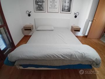 letto matrimoniale + comodini