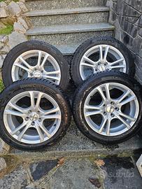 Pneumatici invernali 205/55R16 su cerchi Focus