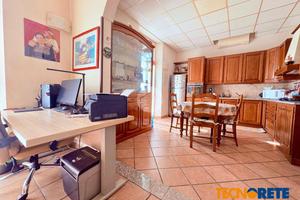 3 LOCALI A LA SPEZIA