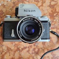 Nikon F + obiettivi Nikkor + accessori