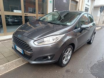 Ford Fiesta 1.5 TDCi 75CV 5 porte TITANIUM NAVI