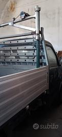 Autocarro per trasporto di cose