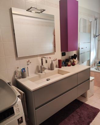 mobile bagno con lavandino in pietra 700 euro