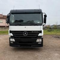 Mercedes Actros 2544 scarrabile
