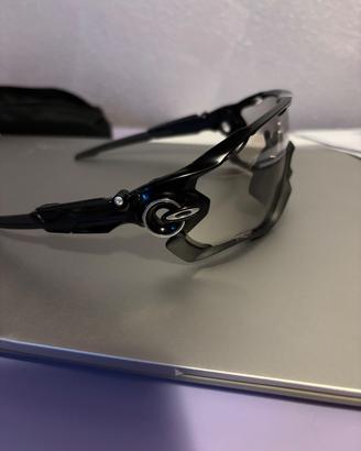 oakley jawbreaker