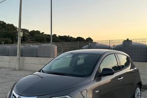 LANCIA YPSILON 1.3 95 CV DIESEL GOLD-2015