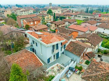 VILLA SINGOLA A MAZZANO